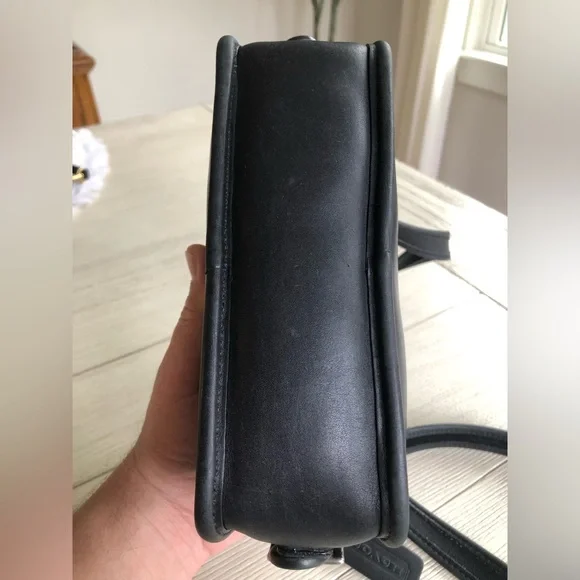 Vintage Coach Black Leather Top of Counter Compartment Bag #9167 with Hangtag - Picture 9 of 15